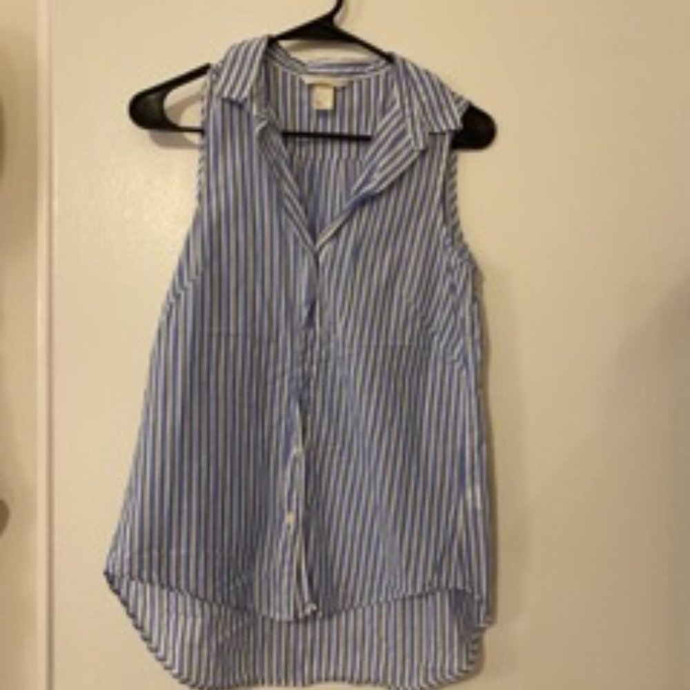 Size S Striped Sleeveless Button Up